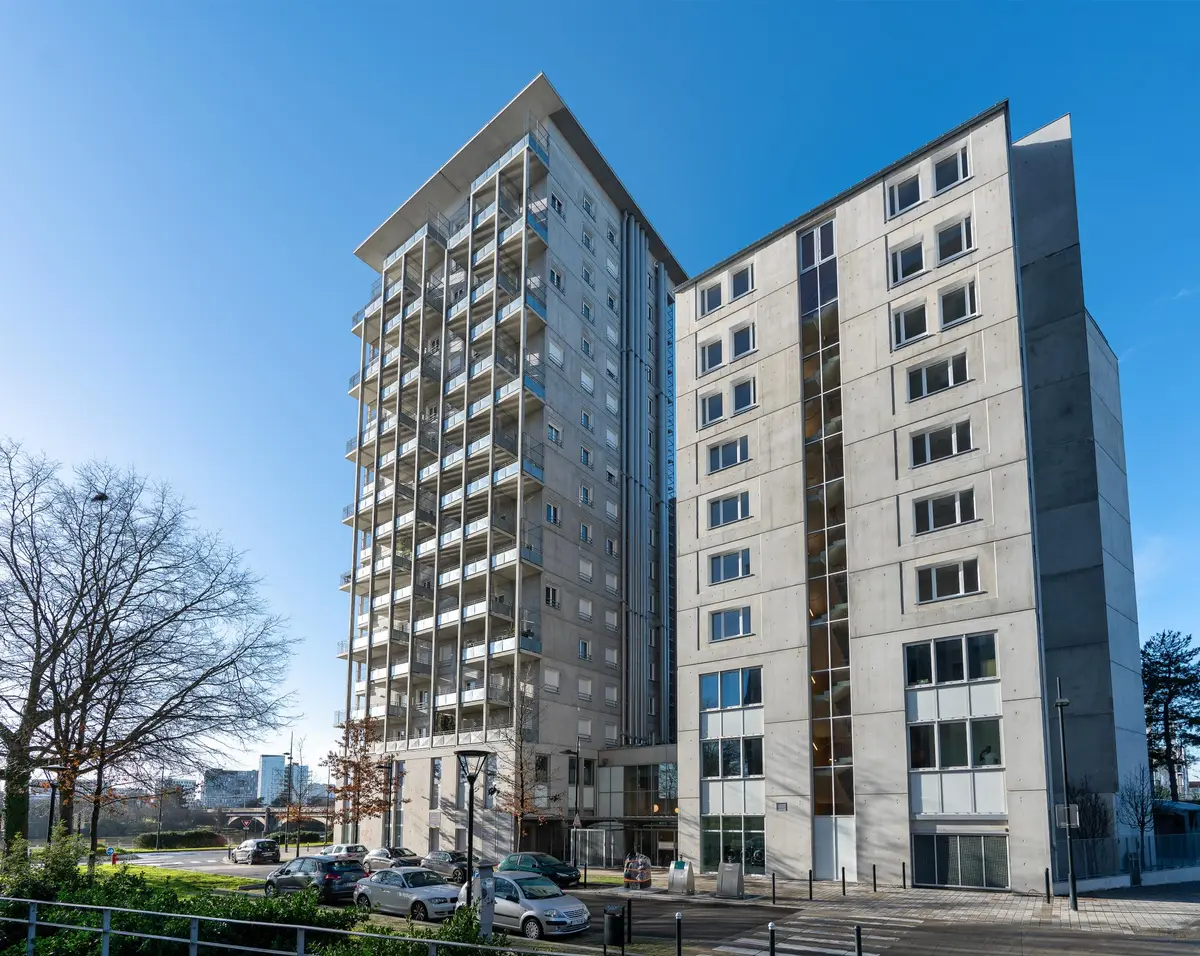 Batiment tour madrid ligue 44 nantes — Le Spot — Flot onirique, Nantes — Nolwenn Kevell, architecte d’intérieur — vue 2