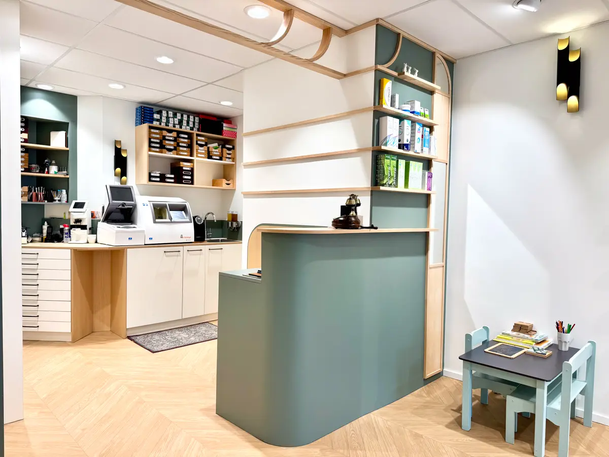 Agathe & Pierre Opticiens, Le Rheu — Nolwenn Kevell, architecte d’intérieur — vue 11